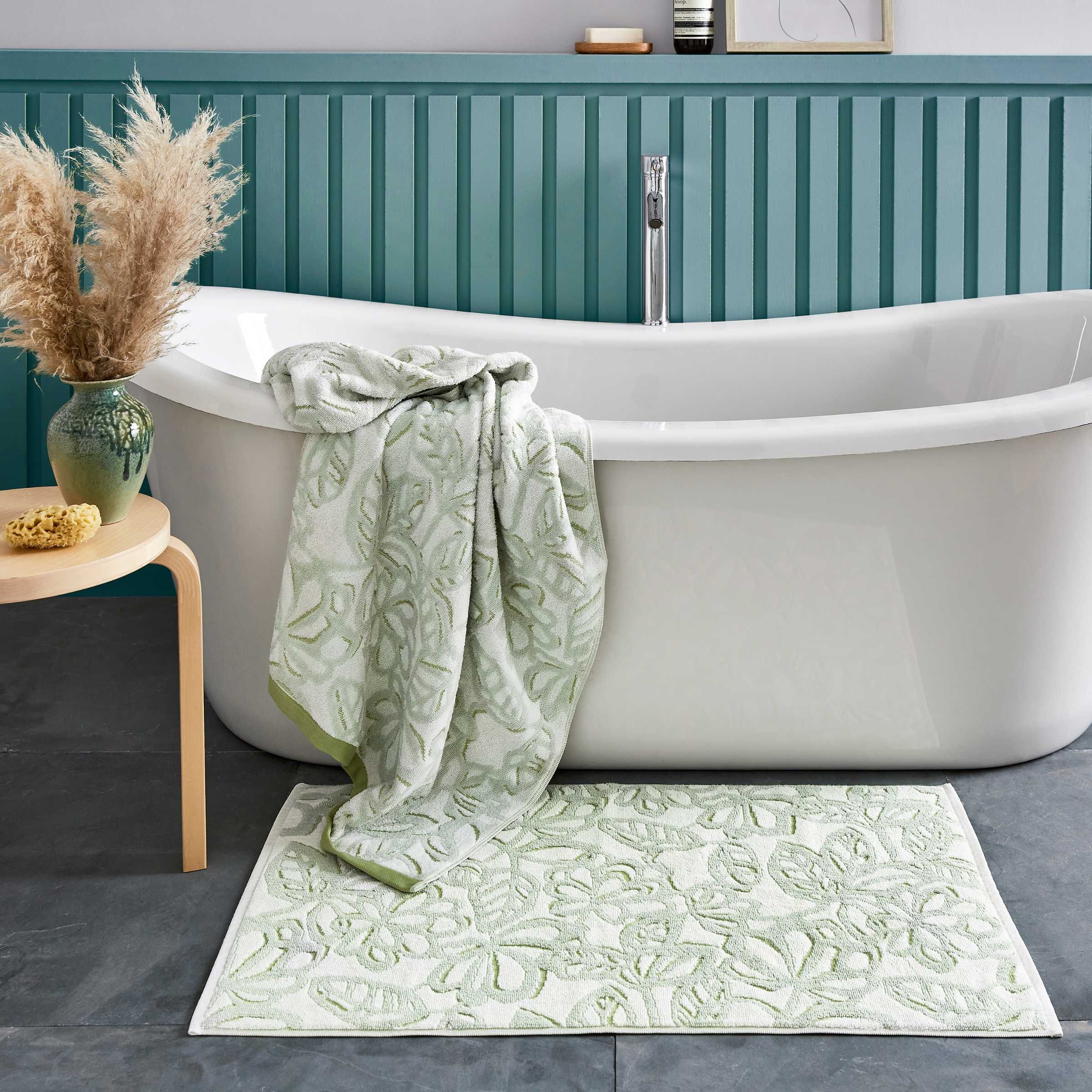 Jasminda Cotton Bath Mat By Helena Springfield In Olive Green